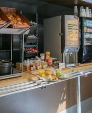 B&B HOTEL Marseille Euromed image 9