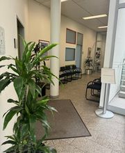 AOK Hessen - Kundencenter Frankfurt-Höchst Bild 1