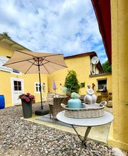 Aussenanlage Eingang 1 88.jpg