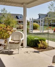 Teal Lake Senior Living image 7