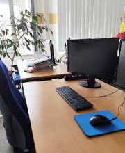 Zwickau Arbeitsplatz mit Tastatur und Maus