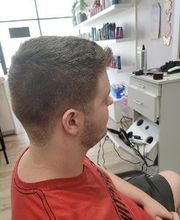 Fantastic Sams Cut & Color image 16