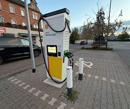 Shell Recharge Charging Station Bild 1