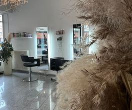 7th Sense Hairstyling Bild 1