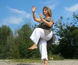 Taiji-Qigong mit Regine Bild 6