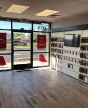 uBreakiFix - Phone and Computer Repair image 10