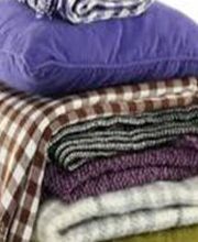 Heimtextilien (Trocken/Nassreinigung)
Vorhänge Tag/Nacht
Kissen, Bett-, Stepp-, Woll-Decke – 90/90 140/210
Duvet, Rheumadecke, Stepp-Bettüberwurf, Schlafsack (Daunen)
Sommerdecke-Bettüberwurf, Schlafsack synthetisch
Matratzen-Anzug – 90/90 140/210
Matratzen-Auflage – 90/90 140/210
Duvet-Anzug
Kissen-Anzug
Leintuch
Tischtuch