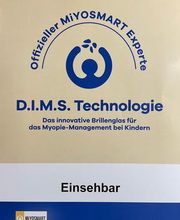 Einsehbar ist ausgewiesener Partner von Hoya zur Anpassung der MiYOSMARTbrillengläser zum Myopiemanagement.