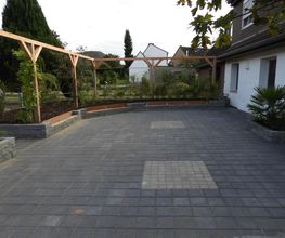 Stark im Garten Bild 19