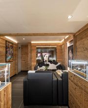 Hublot Courchevel Boutique image 3