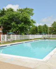 Country Manor Apartments image 13