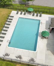 Middle River Townhomes image 4