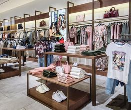 GUESS imagen 5