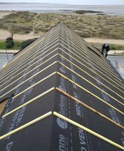 Tuile & Zinc image 2