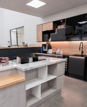 Howdens - Ivry-sur-Seine image 8