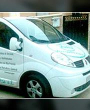 541489-limpiezas-julia-vehiculos-blanco.jpg