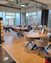 Sofas and Dining - Interior Outlet Bild 10