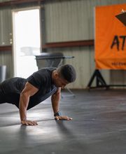 Skyline CrossFit Oak Forest image 2