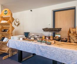 B&B HOTEL Rodez Bourran image 13