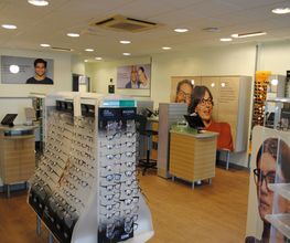 Specsavers Ópticas Jávea imagen 1