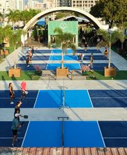 Sip & Pickle - Pickleball Social Club image 8