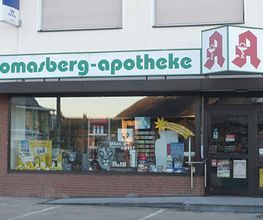 Aussenansicht der Thomasberg-Apotheke