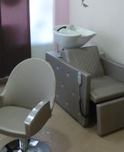 CLINIQUE DU CHEVEU image 1