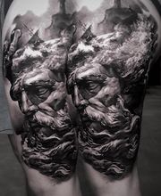 Dark Grey Tattoo Bild 7