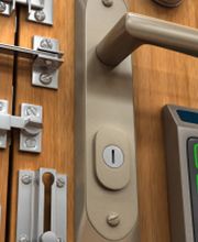 SERRURIERS D'URGENCE GENEVE Bild 14