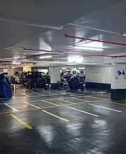 Zone motos du parking St Sulpice à Paris