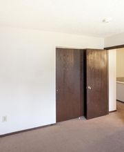 Pinehurst Apartments Ltd image 9