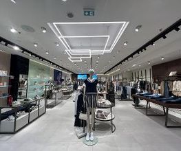 GUESS immagine 2