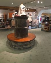 ALEX SPORTS LES BOUTIQUES SA Bild 11