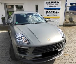 Autolackierer