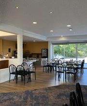 The Originals City Hôtel des Arènes Saintes image 3