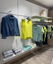 Ulla Popken | Große Größen | Berlin MA-Eastgate Bild 5