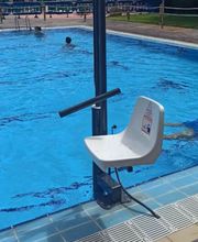 Silla-Acceso-Piscina-Madrid.jpg