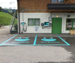Shell Recharge Charging Station Bild 1