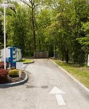 Get your car wash at Splash In located at 288 Christiana Road, New Castle, DE!