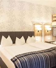 Landhotel "Zur Kutsche" Bild 1