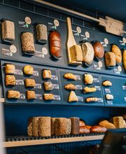 Junge Die Bäckerei. Bild 9