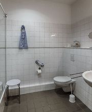Bad Zimmer 9