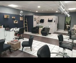 L INSTANT COIFFURE image 2
