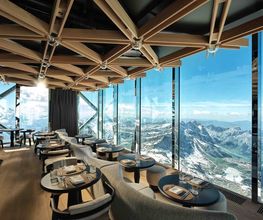 Alpine Lounge