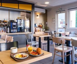 B&B HOTEL Valence Sud image 11