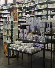 Pharmacie-Amavita-Carl-Vogt-produits