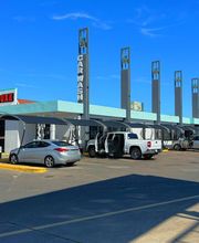 Suds Deluxe Car Wash image 10
