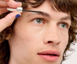 Brow Bar Benefit Cosmetics immagine 6