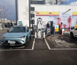 Shell Recharge Charging Station Bild 1