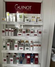 Institut de beauté Guinot image 1